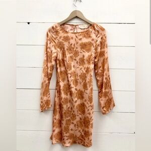 Jen's Pirate Booty Gloss Electro Dress